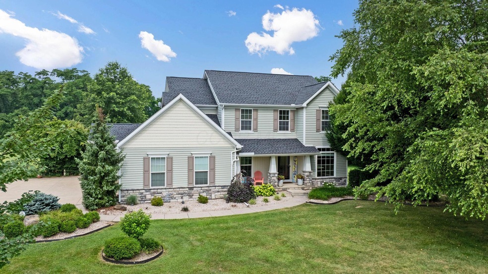 Sold $880,000 • Co-Listing Agent