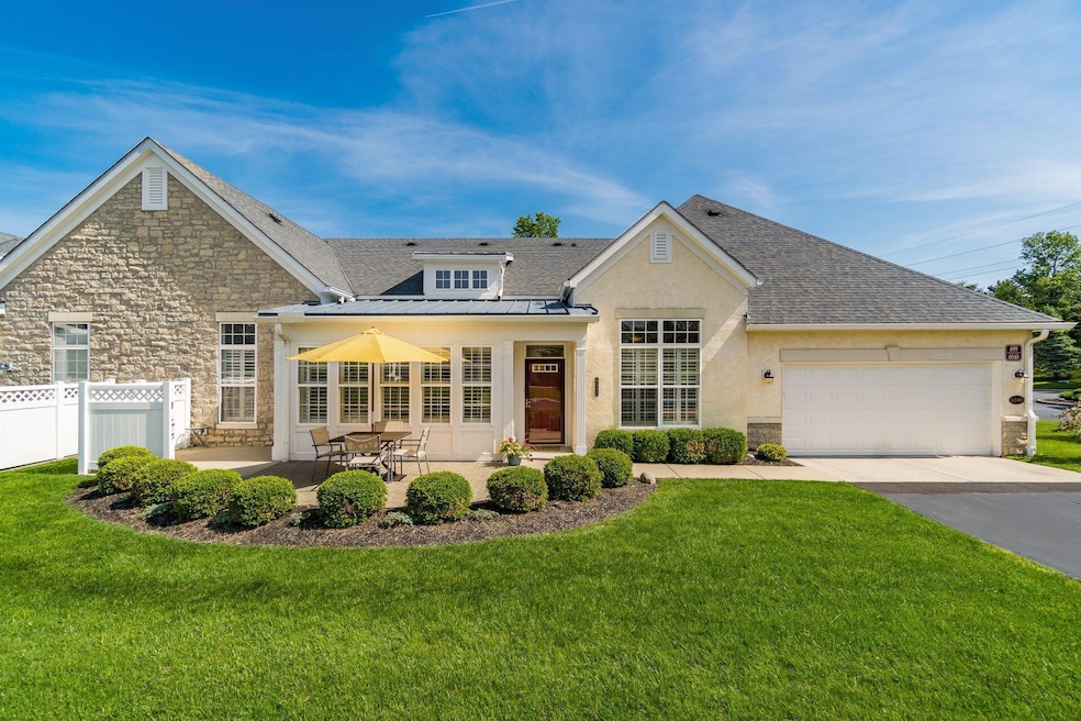 6040 Eiger Dr unit 6040, Columbus, OH 43213 - photo 1