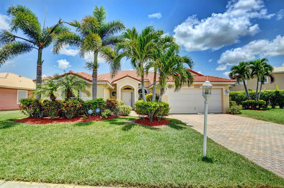 12730 Tulipwood Cir, Boca Raton, FL 33428 - photo 1