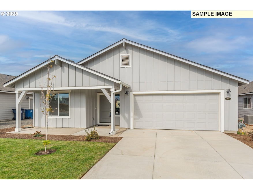 562 Taft St, Umatilla, OR 97882 - photo 1