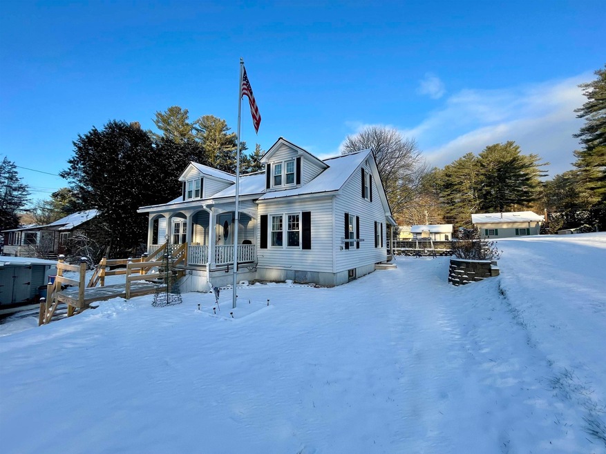 340 E Proctor Rd, Center Rutland, VT 05736 - photo 1