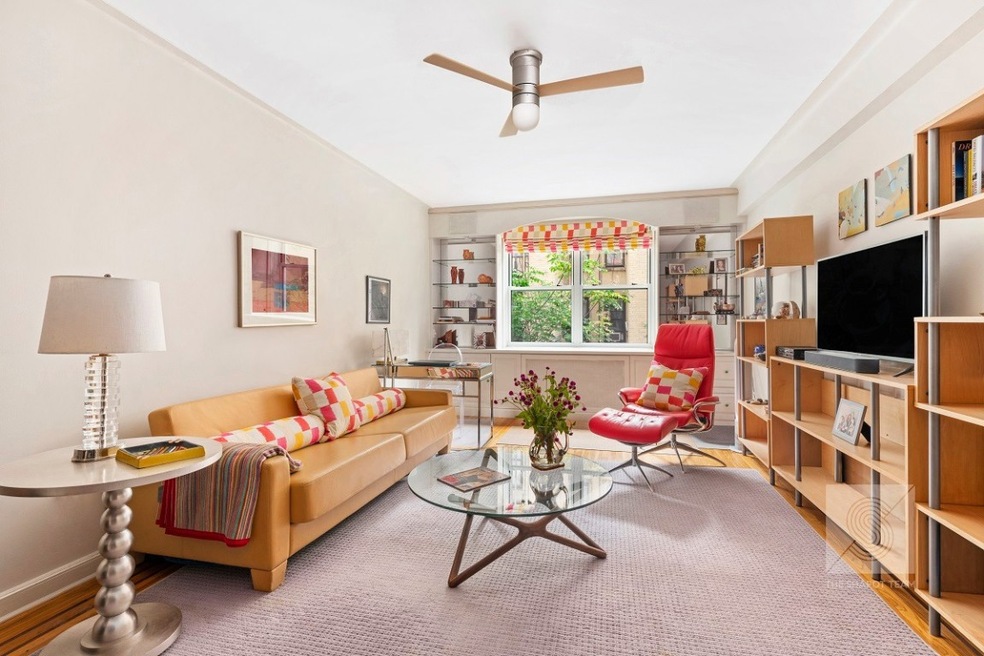 310 W 55th St unit 3C, New York, NY 10019 - photo 1