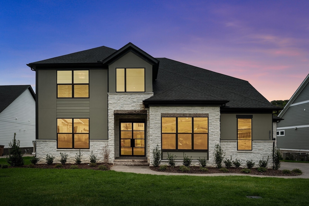 7424 Leelee Dr, Franklin, TN 37064 - photo 1