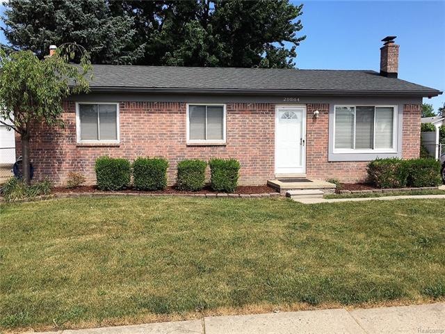 29864 Drager Dr, Roseville, MI 48066 - photo 1