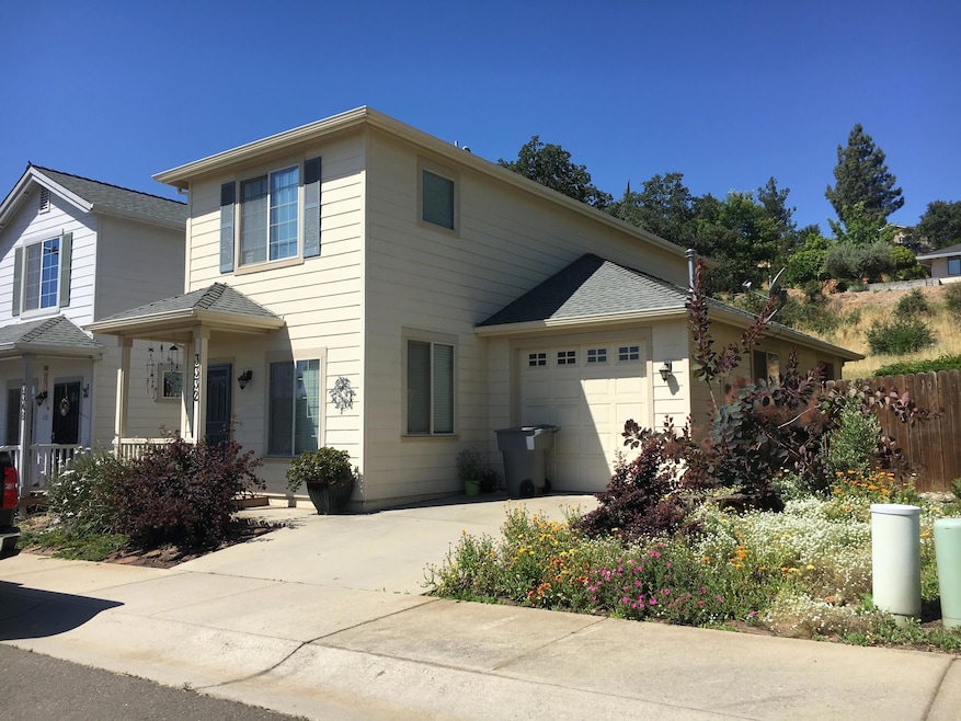 3332 West St, Redding, CA 96001 - photo 1