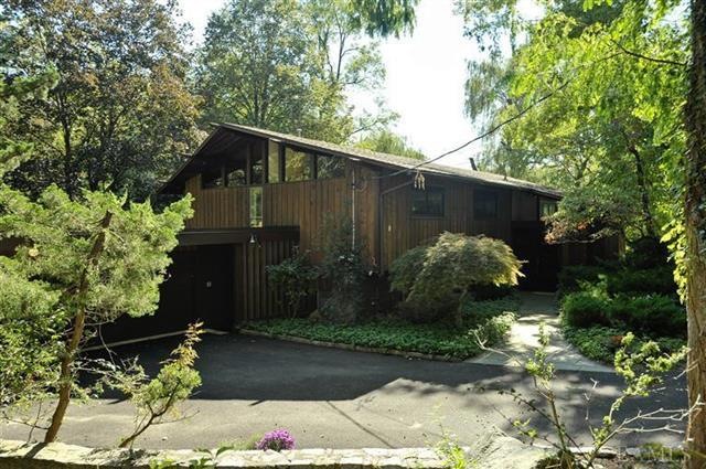 4 Blueberry Hill Rd, Irvington, NY 10533 - photo 1