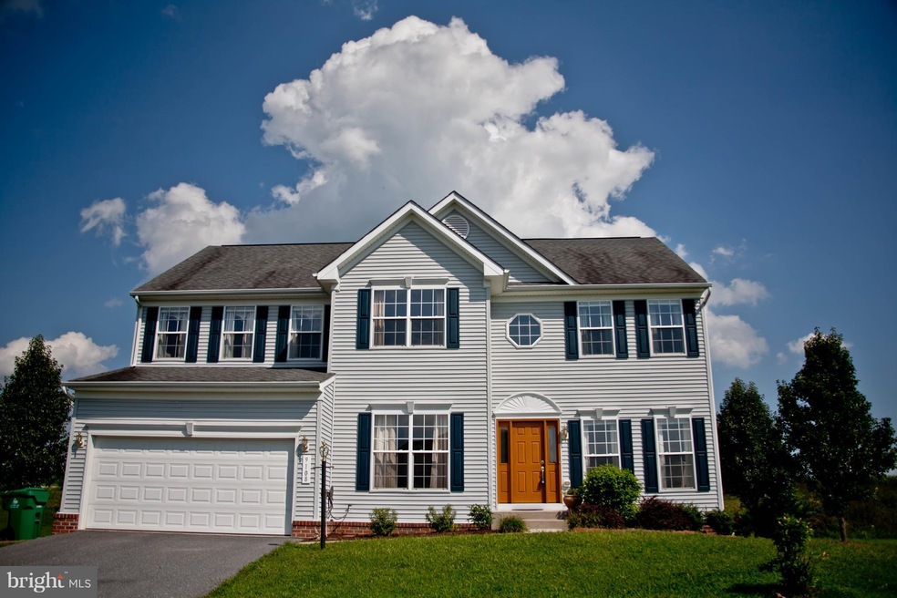 9108 Lindale Ave, Greencastle, PA 17225 - photo 1