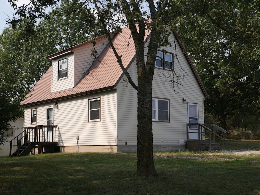 21296 Farm Road 2100, Aurora, MO 65605 - photo 1