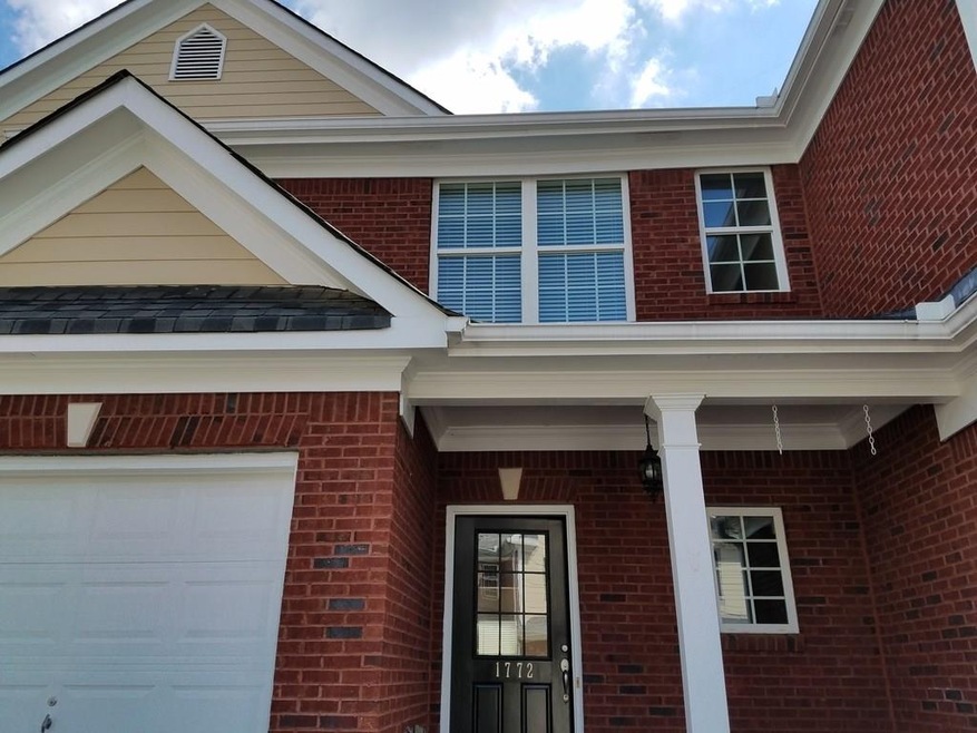 Town is ready for a new owner. Large floor plan. H