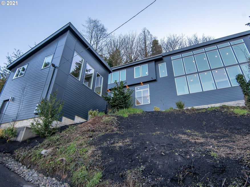 Sold $1,075,000 • Co-Listing Agent