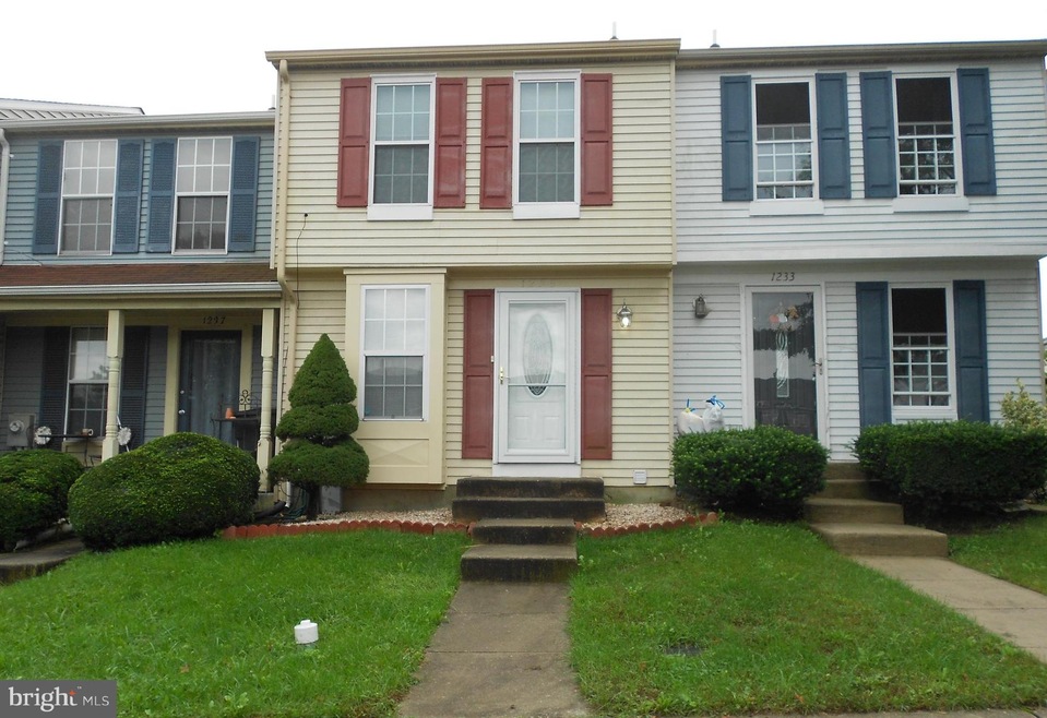 1235 Valley Leaf Ct, Edgewood, MD 21040 - photo 1