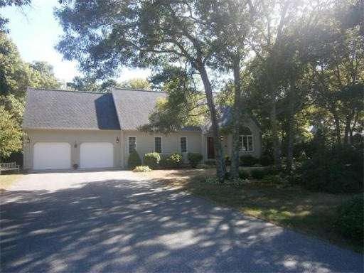 92 Old Campus Dr, East Falmouth, MA 02536 - photo 1