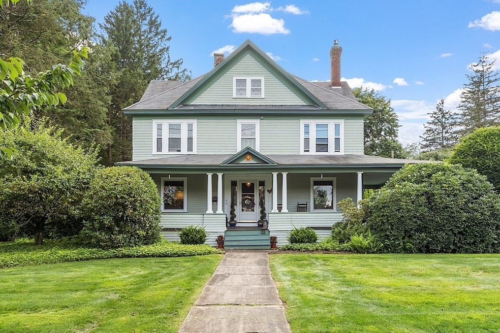 12 Montague St, Turners Falls, MA 01376 - photo 1