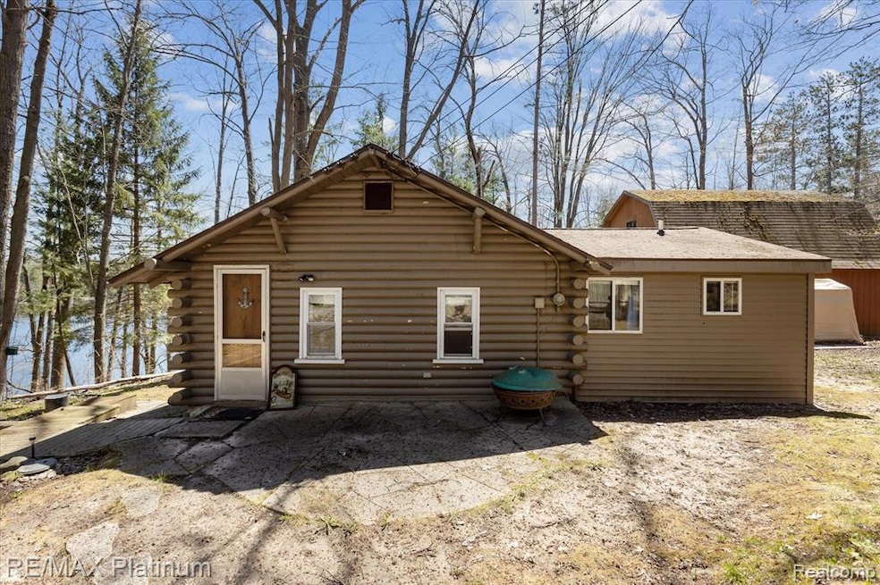 View of cabin from driveway