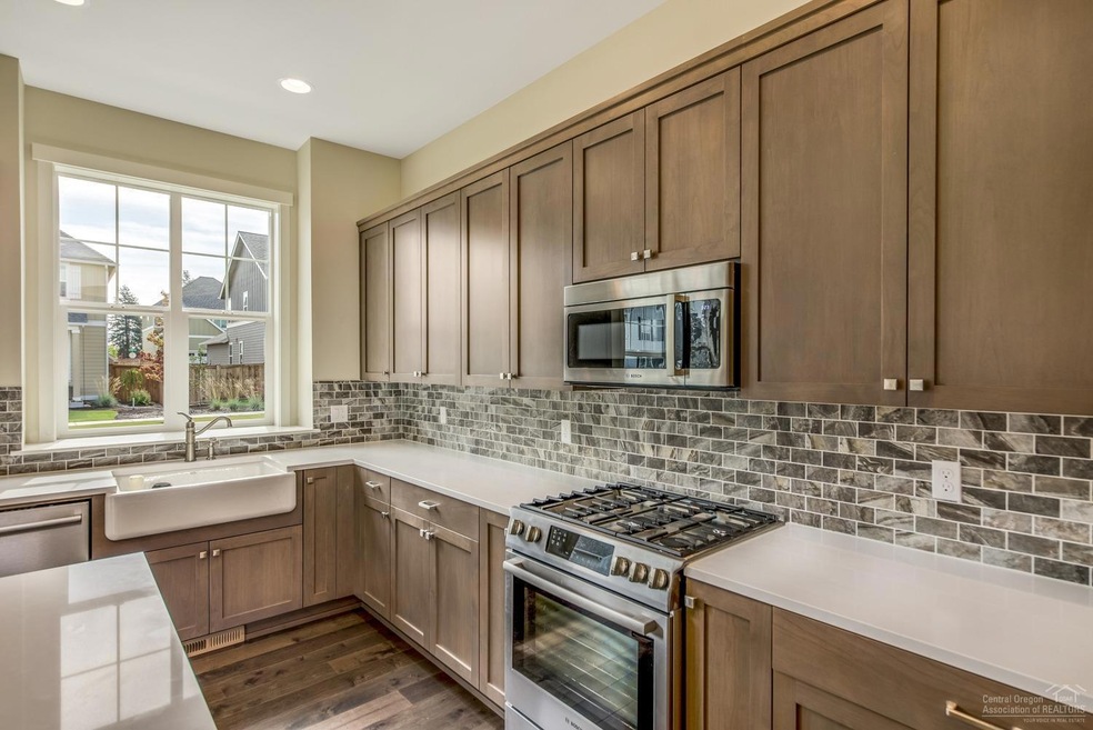 20473 SE Elijah Ct, Bend, OR 97702 - photo 1