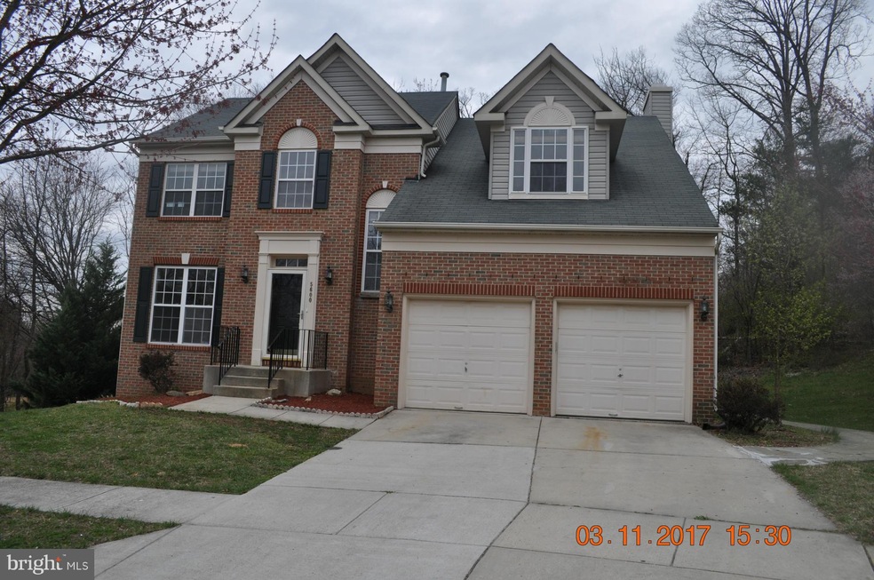 5600 Silk Tree Dr, Riverdale, MD 20737 - photo 1