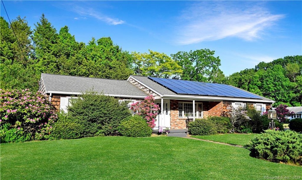 7 Kennedy Rd, Manchester, CT 06042 - photo 1