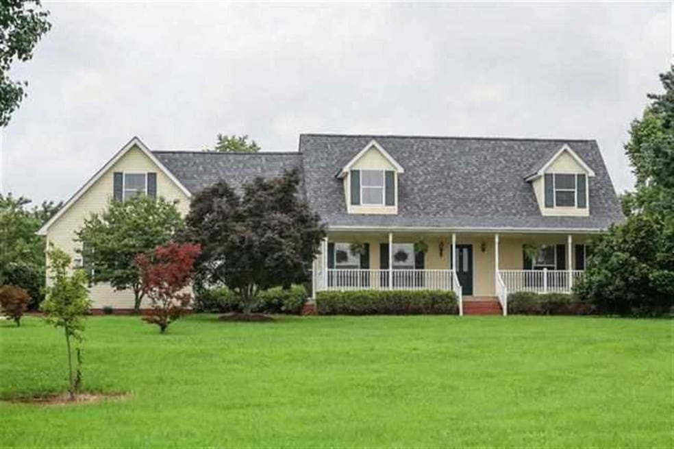 2008 Aberdeen Ln, Walhalla, SC 29691 - photo 1