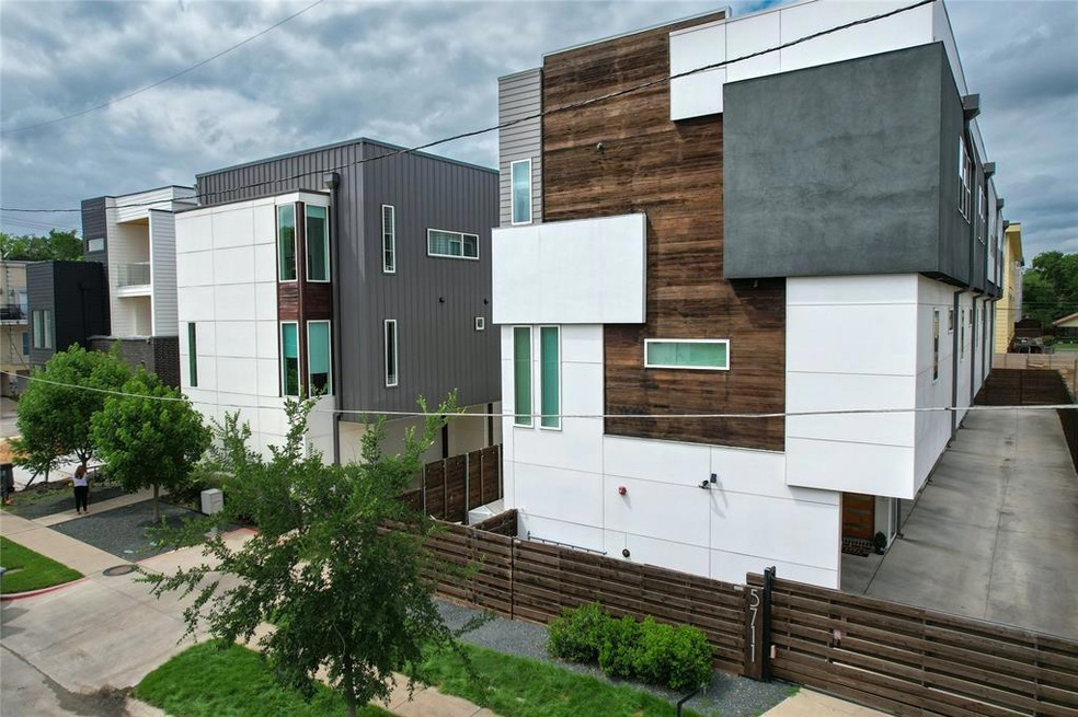 Beautiful home in the lower-Greenville neighborhoo