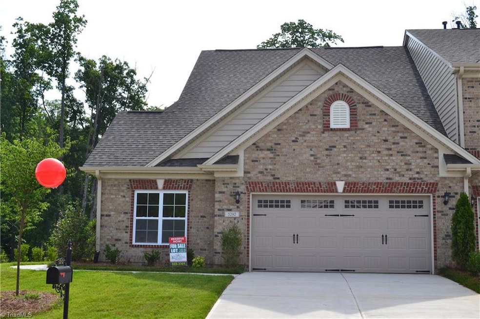 655 Stags Leap Ct unit Lot 129, High Point, NC 27265 - photo 1