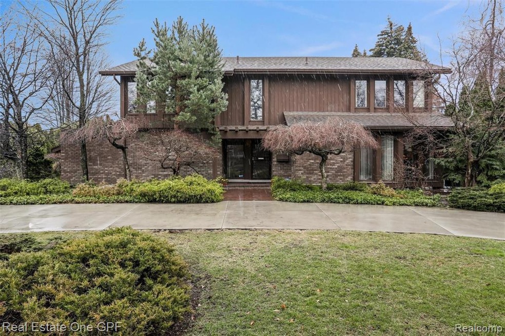 03-31 Stillmeadow Ln Grosse Pointe Shores0002.jpg