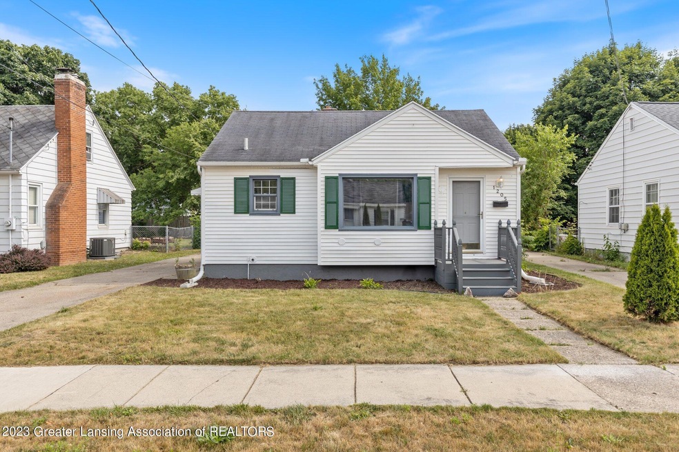 1205 Goodrich St, Lansing, MI 48910 - photo 1