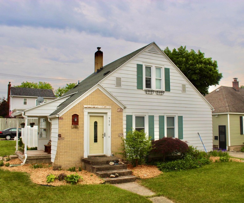 956 Arlington St NE, Grand Rapids, MI 49505 - photo 1