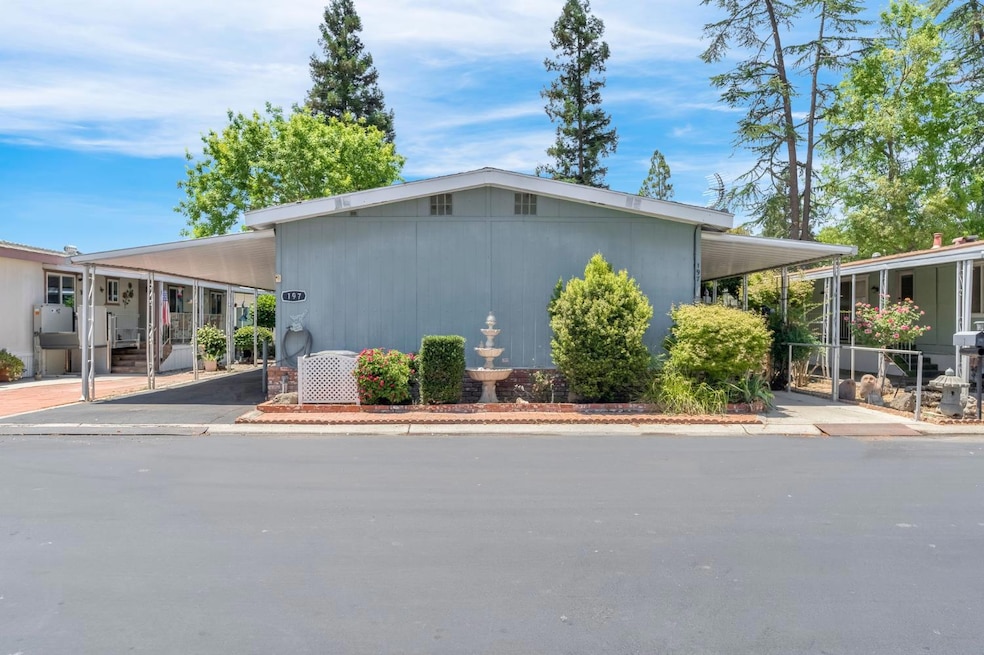 2706 W Ashlan Ave unit 197, Fresno, CA 93705 - photo 1