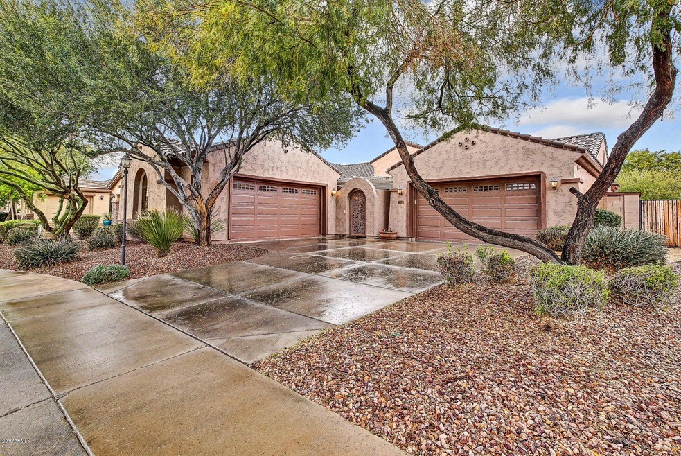 4 Car Garage