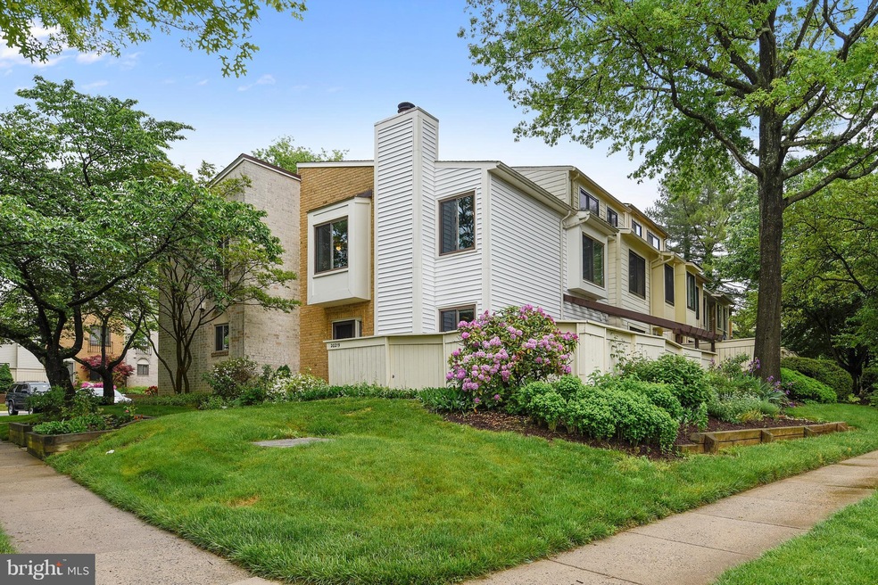 20219 Grazing Way, Montgomery Village, MD 20886 - photo 1