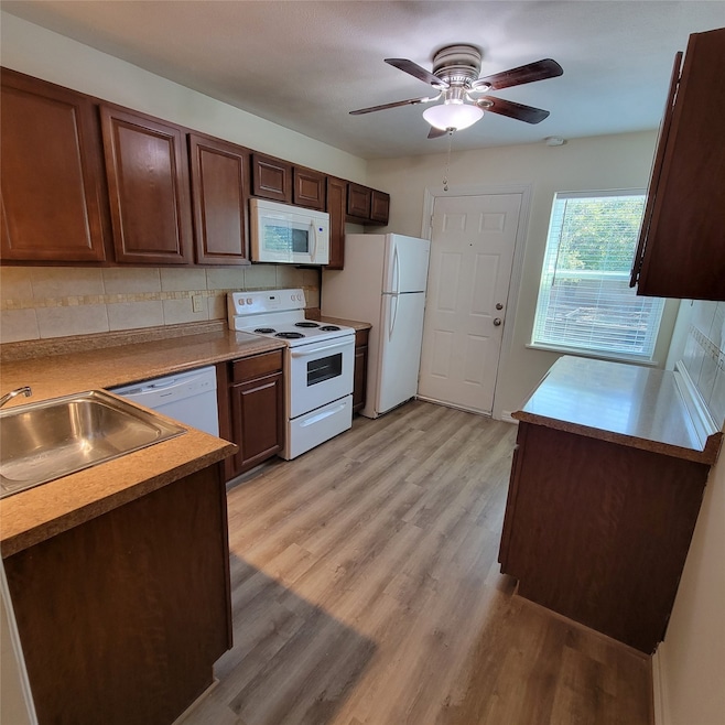 For Rent $1,400/month