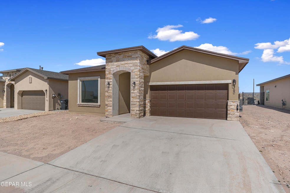 For Rent $2,400/month