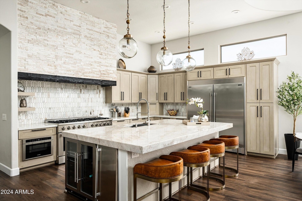 18-7102 N 18th St Phoenix-18