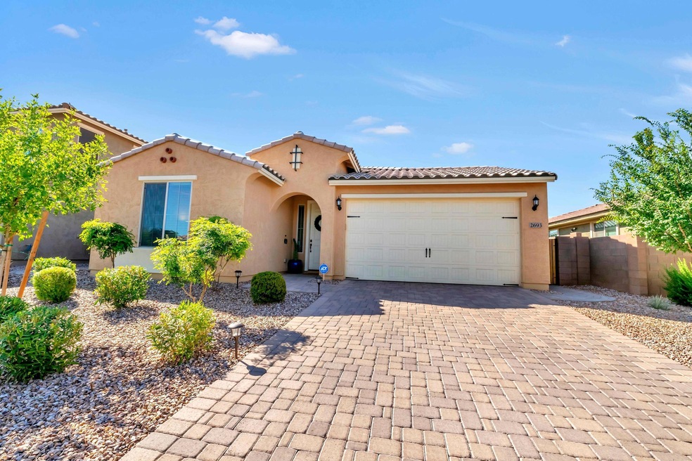 2693 Dani-005-32-DLB 9721-MLS_Size