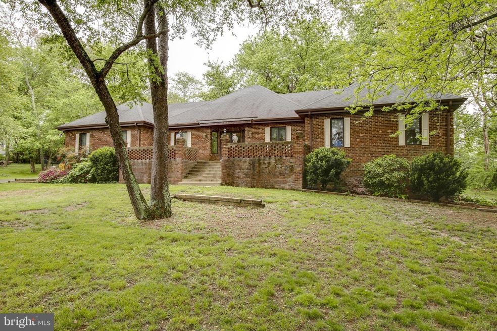 6508 Wilson Rd, Friendship, MD 20758 - photo 1