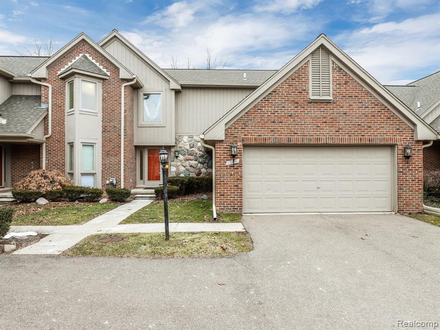 1186 Stonecrest Dr Bloomfield-043-044-1186 STONECR