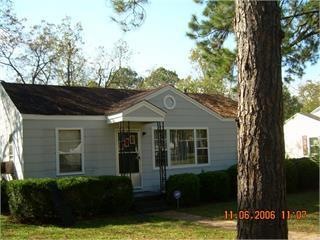 1604 Edgerly Ave, Albany, GA 31707 - photo 1