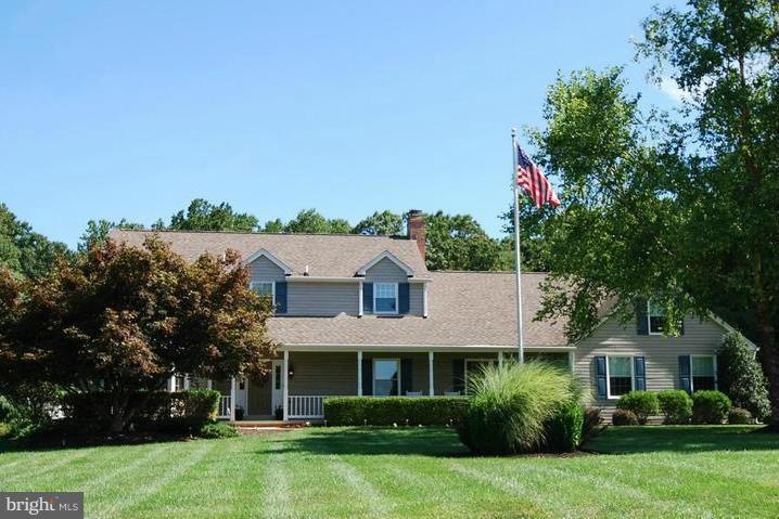 9823 Log House Ct, Gaithersburg, MD 20882 - photo 1