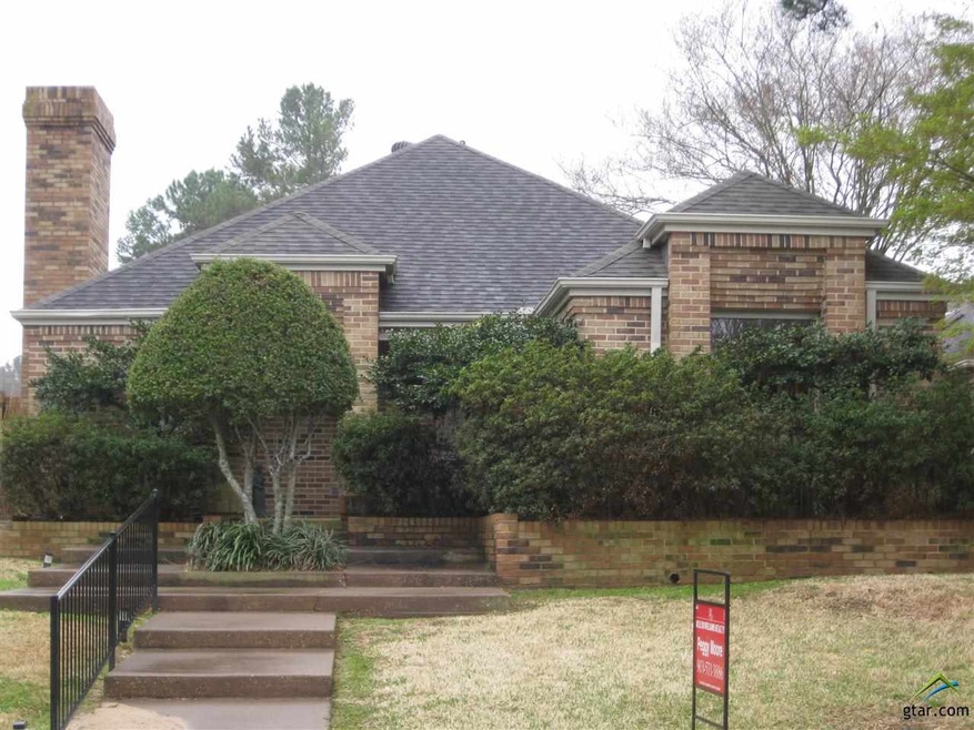 213 Heritage Cir, Tyler, TX 75703 - photo 1