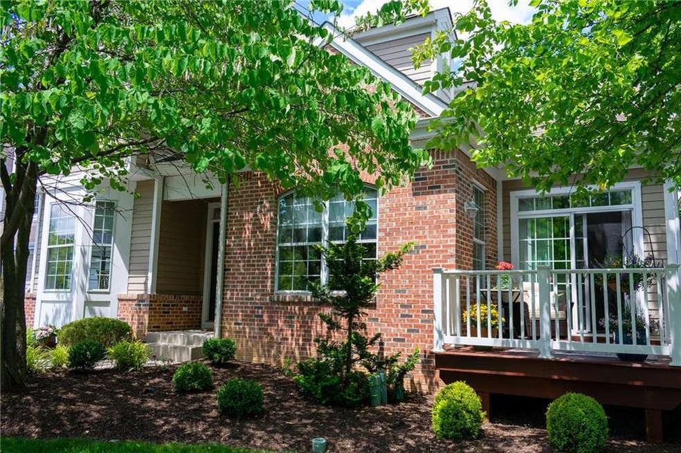 2337 Hollow View Dr, Easton, PA 18040 - photo 1