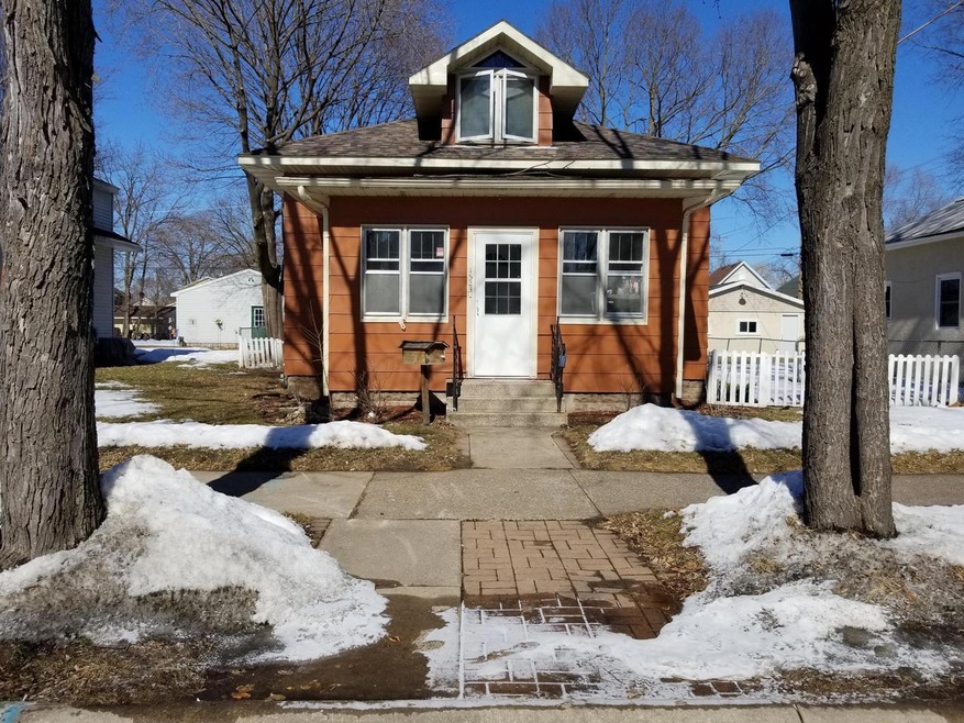 1523 Adams St (2)