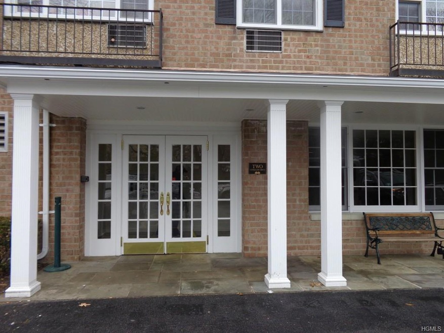 Consulate on the Park unit 3-N, Tuckahoe, NY 10707 - photo 1