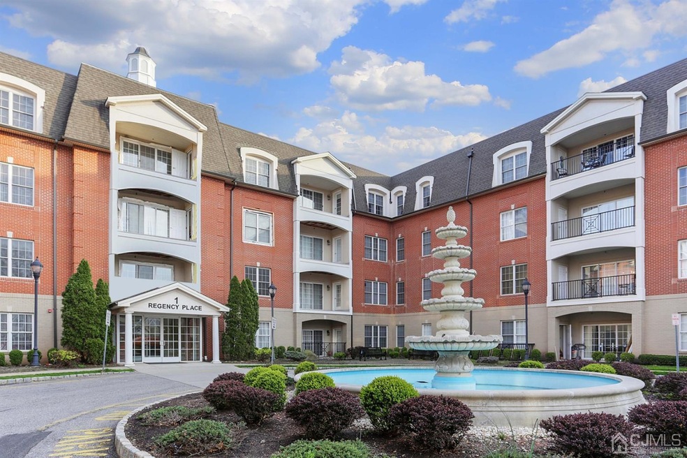 402 Regency Place unit 402, Woodbridge, NJ 07095 - photo 1