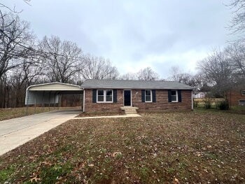 504 Overton Dr, Clarksville, TN 37042 - photo 1