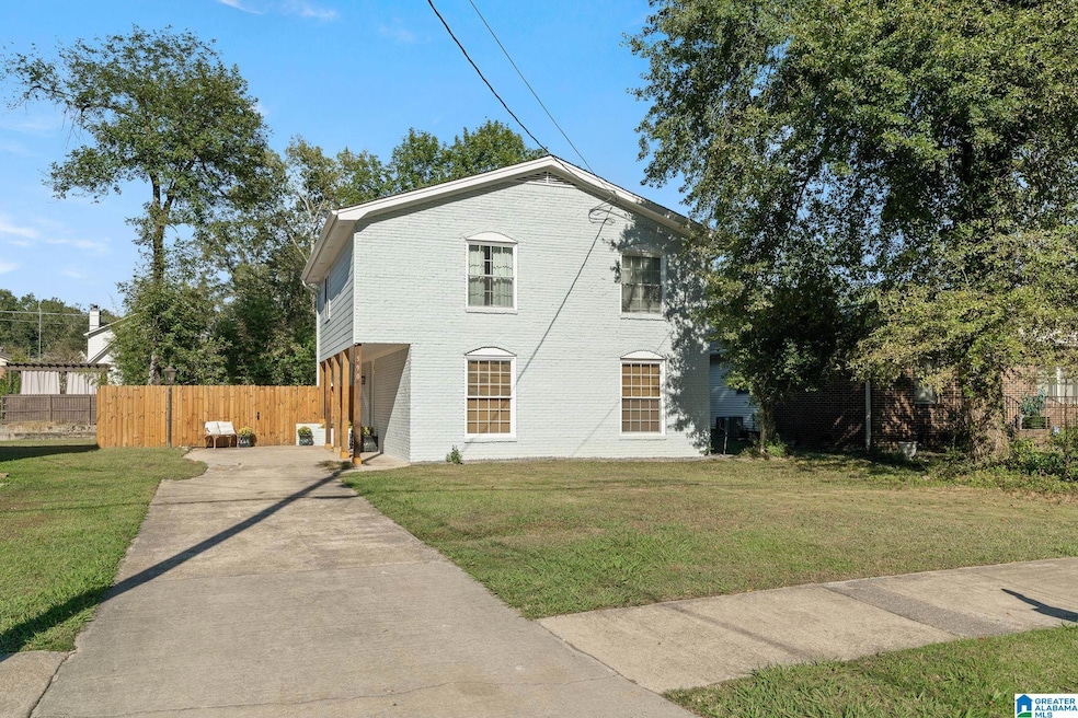 590 Forrest Dr S, Birmingham, AL 35209 - photo 1