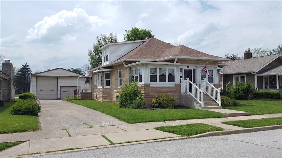 152 S 10th Ave, Beech Grove, IN 46107 - photo 1