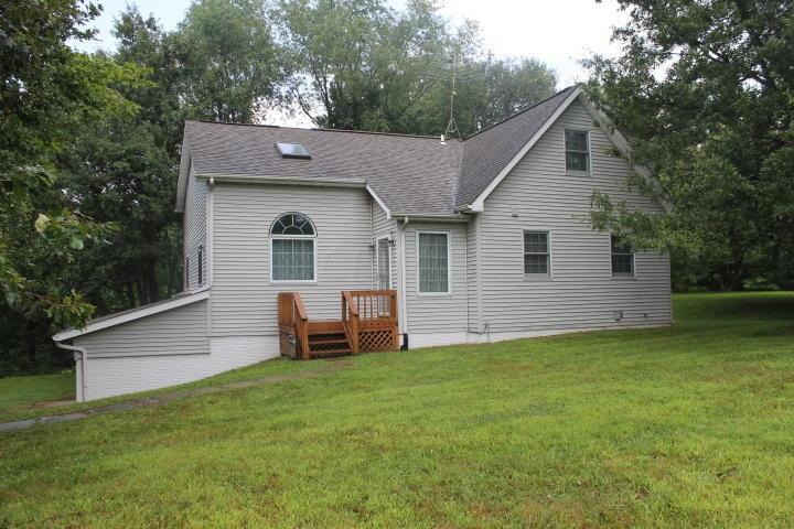 212 Valleybrook Cir, Howard, OH 43028 - photo 1