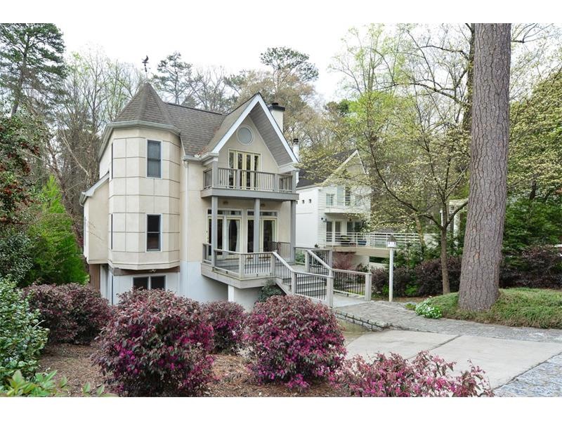 Modern home designed and built by noted Atlanta ar