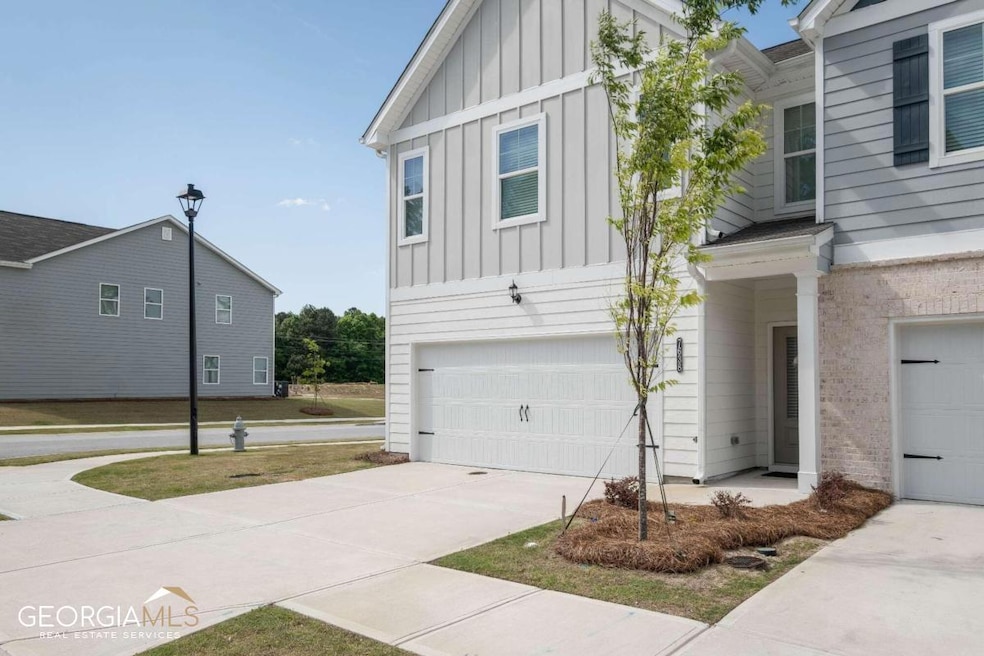 7638 Gray Pointe Dr, Lithonia, GA 30058 - photo 1