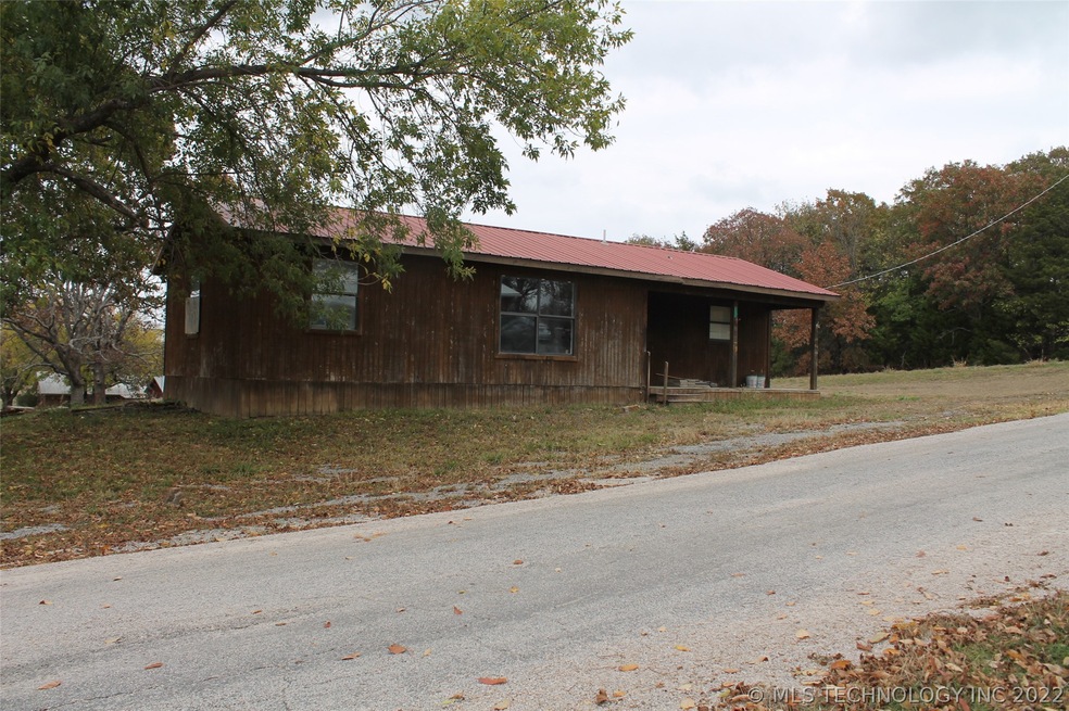 730 7th St, Stuart, OK 74570 - photo 1